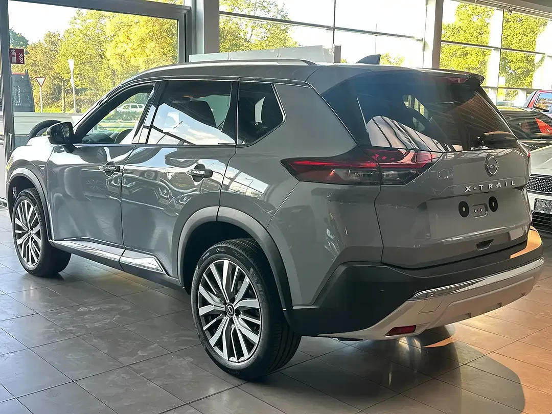 Nissan X-Trail - Thumbnail 4