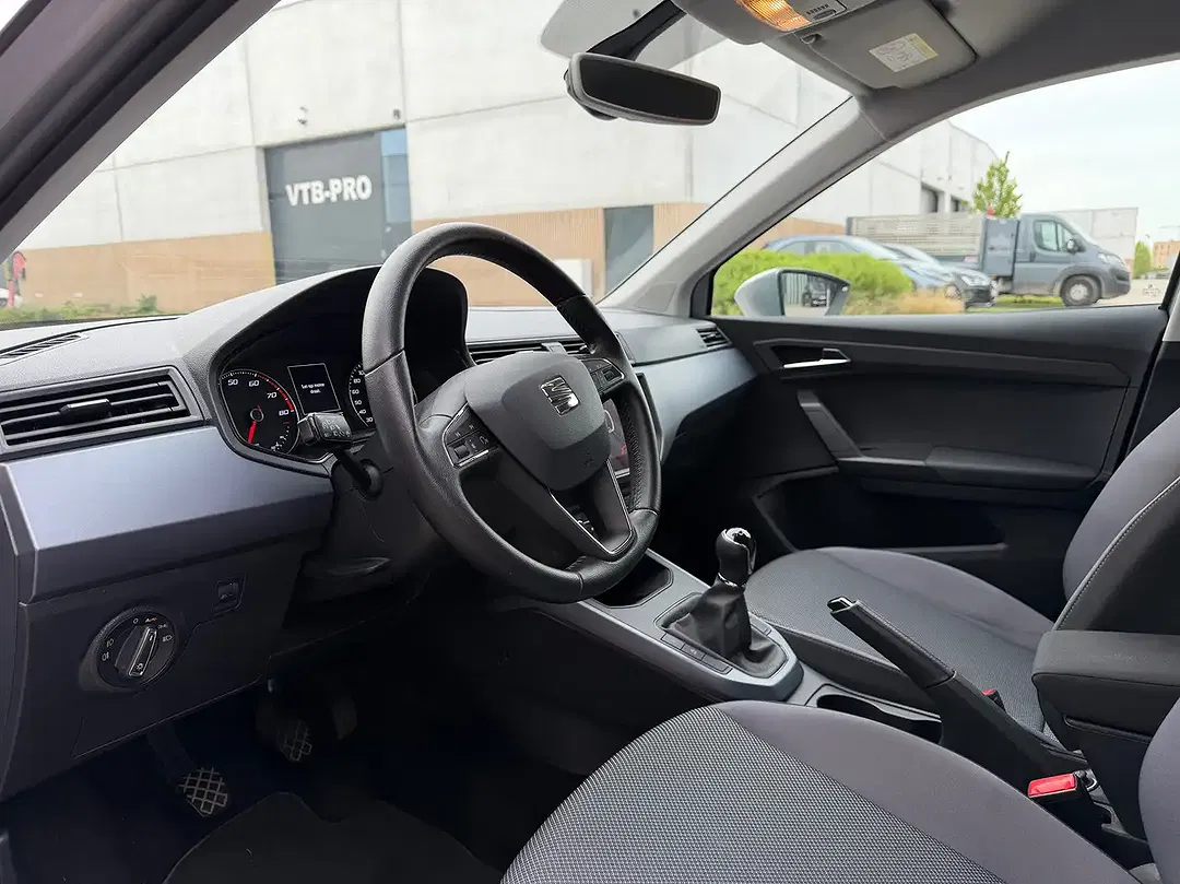 SEAT Arona - Thumbnail 10