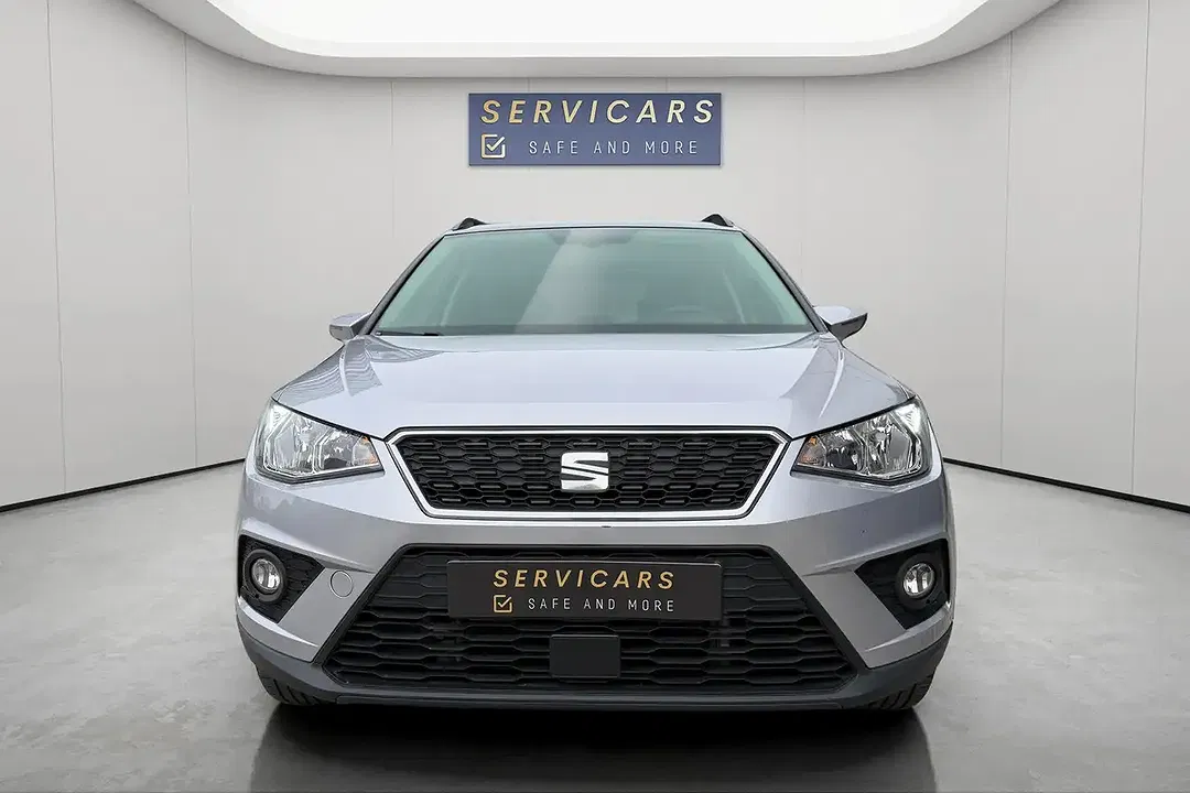 SEAT Arona - Thumbnail 2