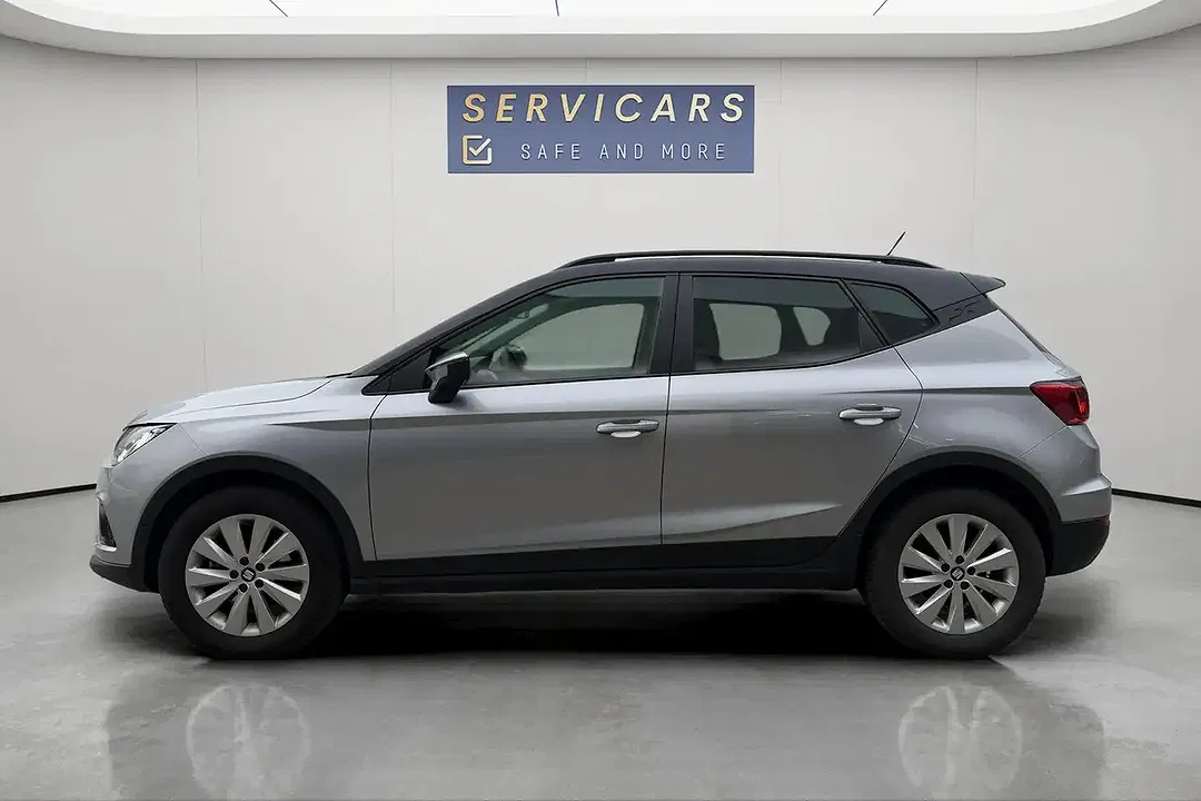 SEAT Arona - Thumbnail 8