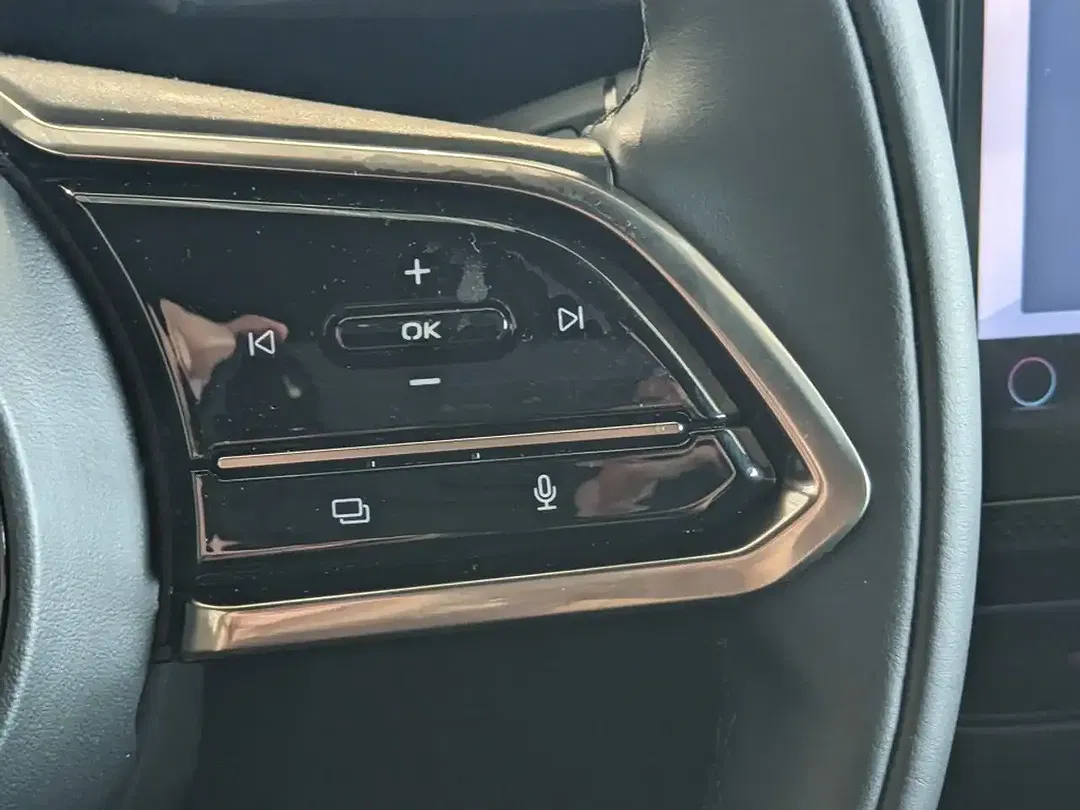 Mazda CX-6e - Thumbnail 5