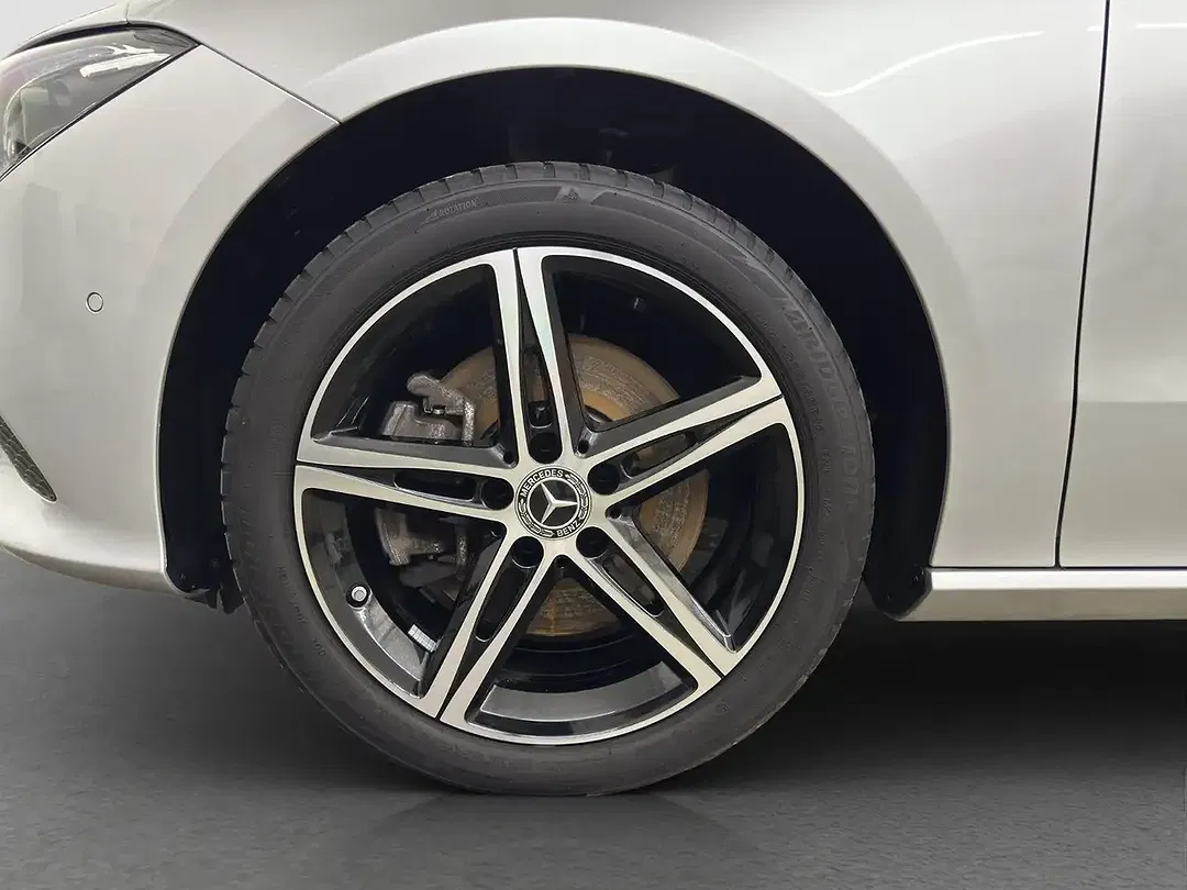 Mercedes-Benz CLA 250 - Thumbnail 9