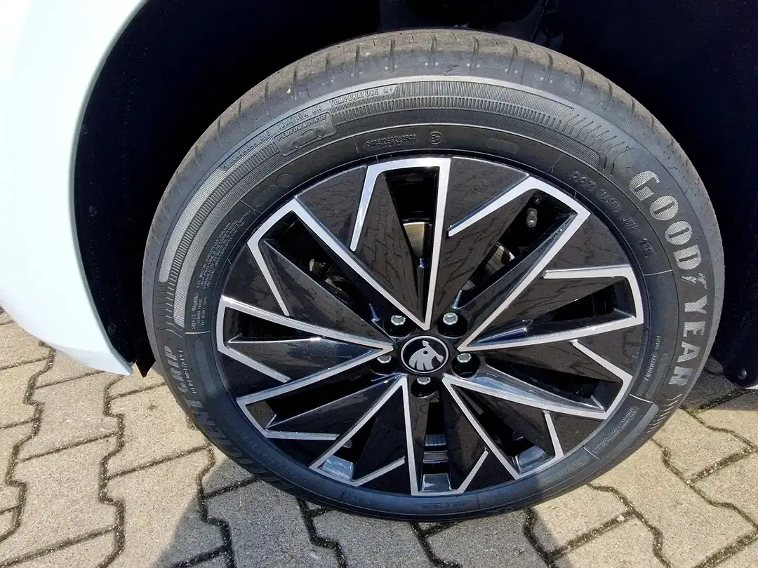 Skoda Kamiq - Thumbnail 14