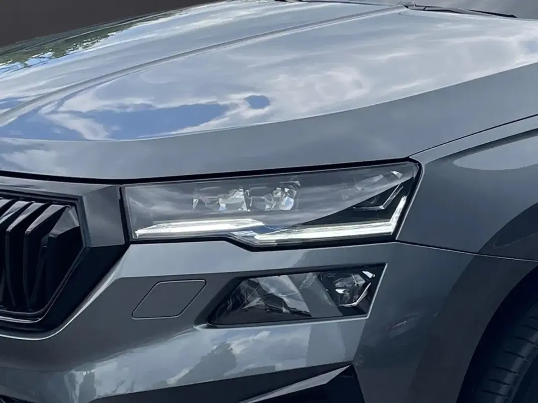 Skoda Karoq - Thumbnail 5