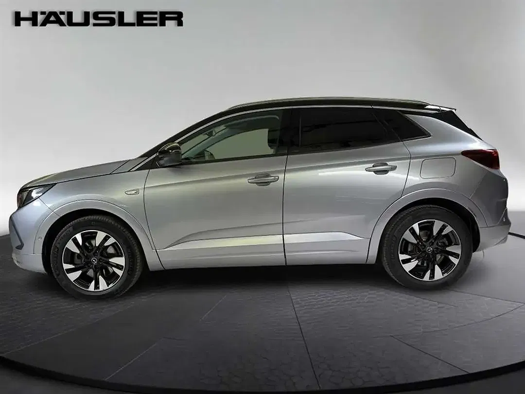 Opel Grandland X - Thumbnail 2