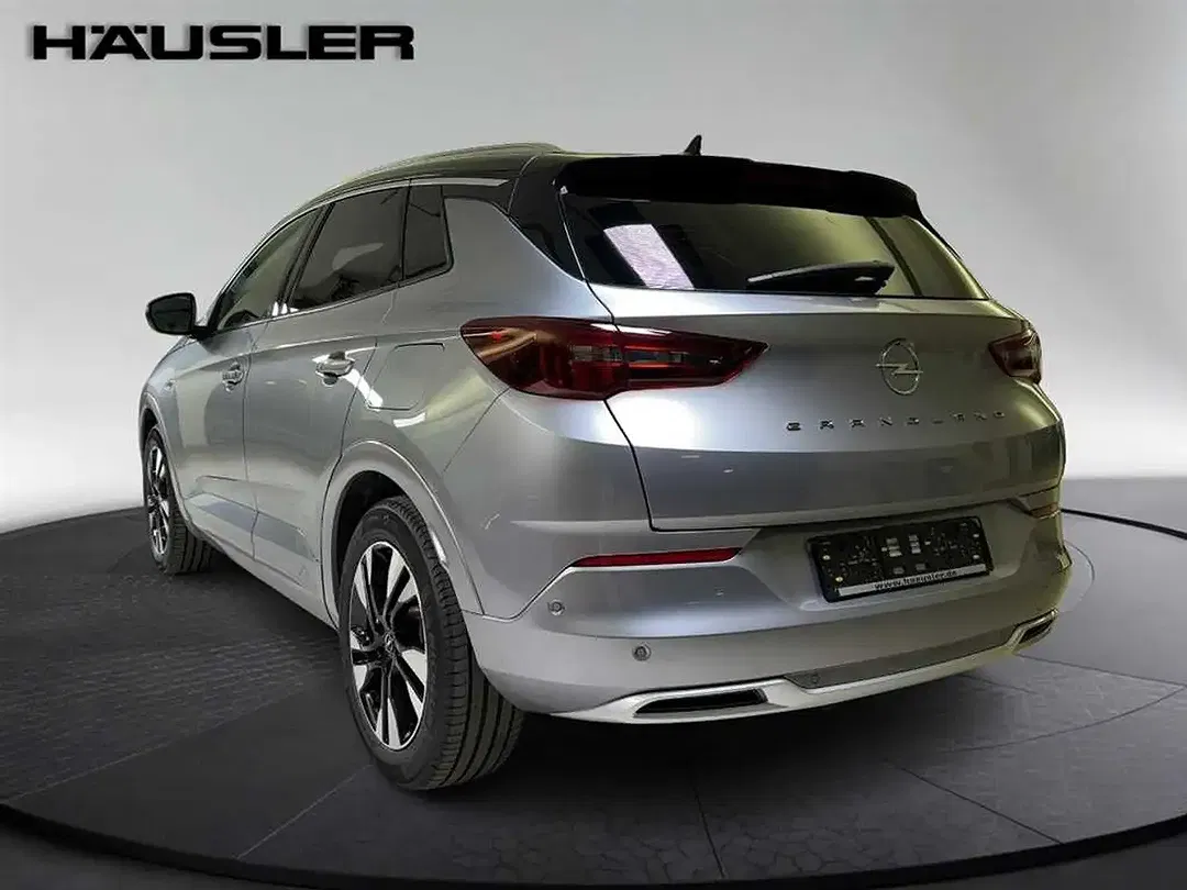 Opel Grandland X - Thumbnail 3