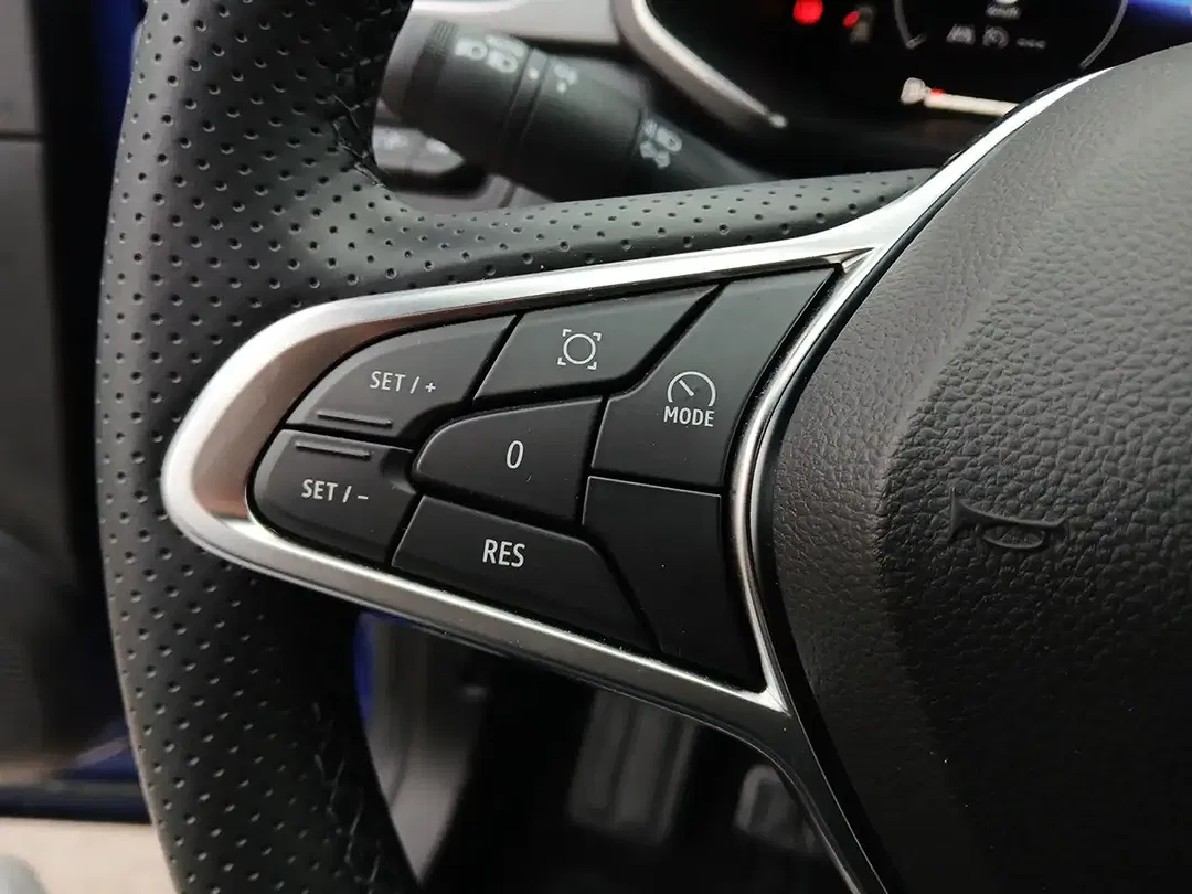 Renault Captur - Thumbnail 12