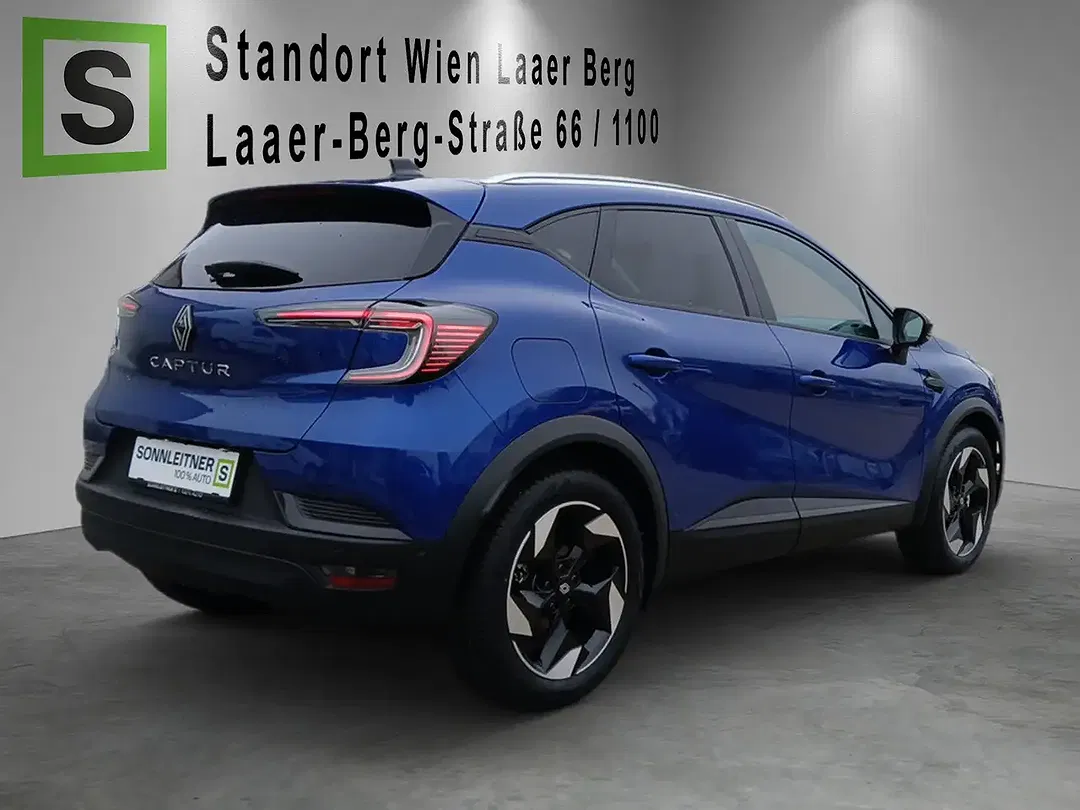 Renault Captur - Thumbnail 3
