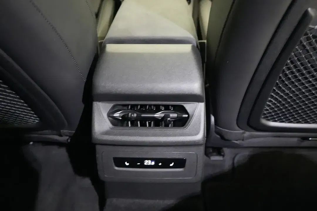Audi SQ6 e-tron - Thumbnail 15