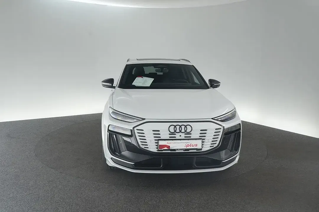 Audi SQ6 e-tron - Thumbnail 3