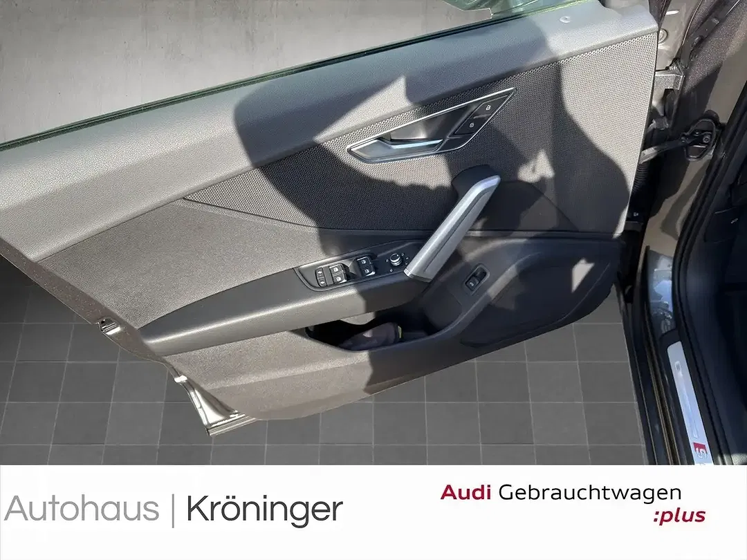 Audi Q2 - Thumbnail 8