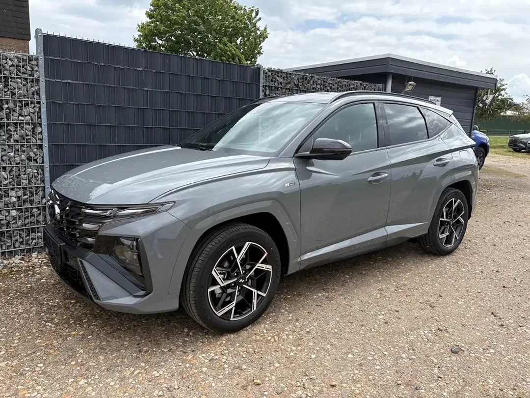 Hyundai TUCSON - Thumbnail 1