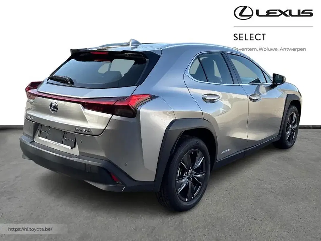 Lexus UX 250h - Thumbnail 15