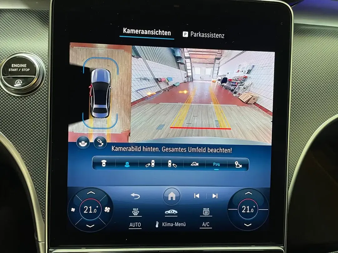 Mercedes-Benz C 300 - Thumbnail 6