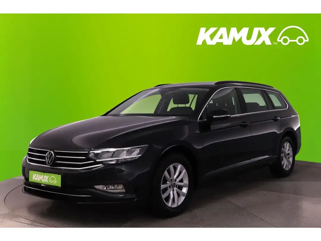 Volkswagen Passat Variant - Thumbnail 1