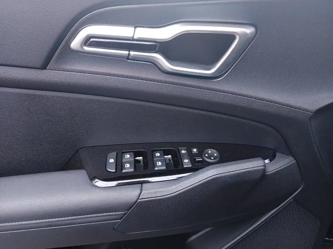 Kia Sportage - Thumbnail 8