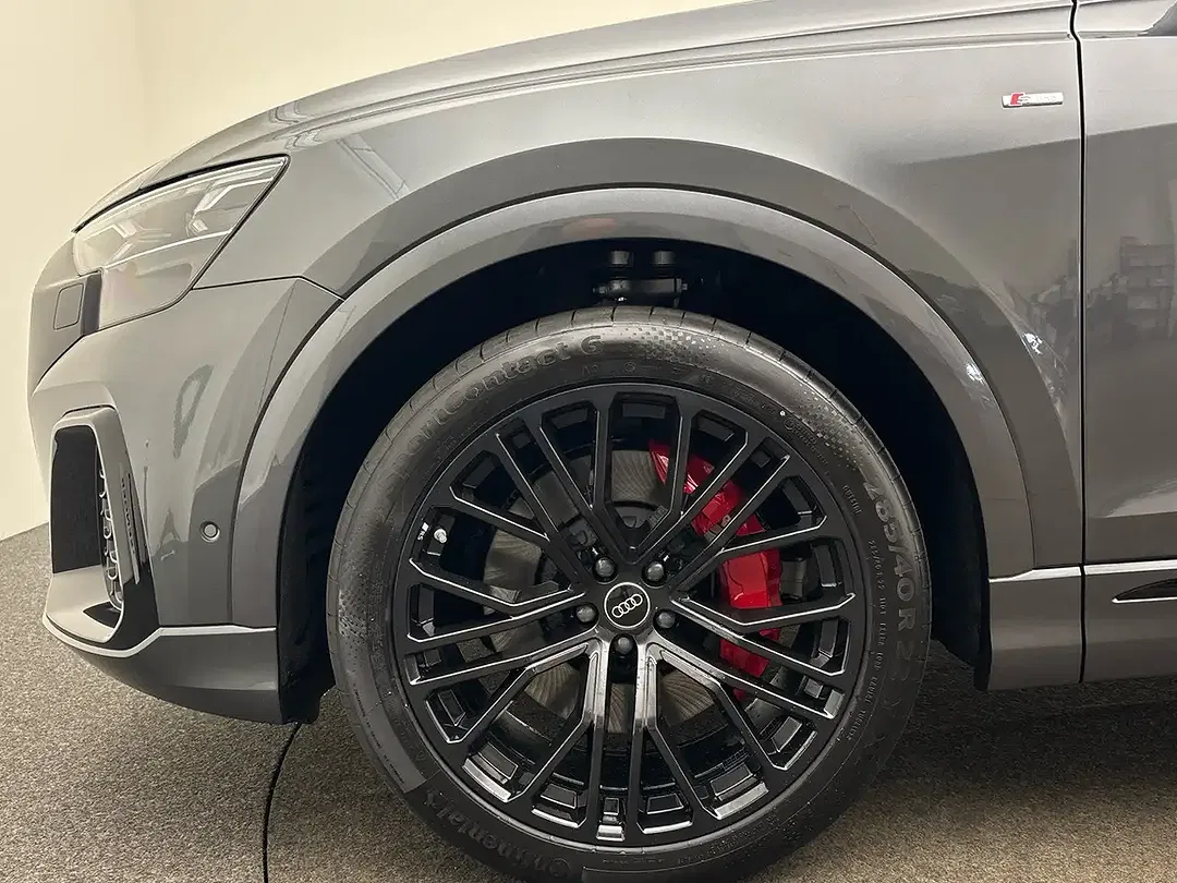 Audi Q8 - Thumbnail 7