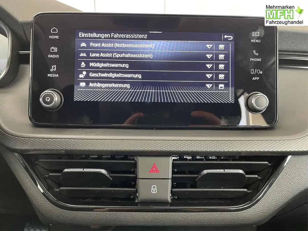 Skoda Scala - Thumbnail 10