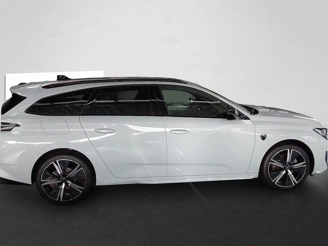 Peugeot 308 - Thumbnail 4