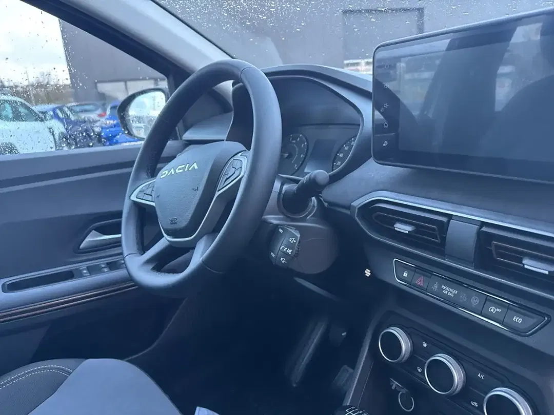 Dacia Sandero - Thumbnail 12