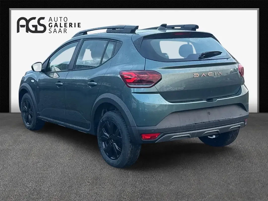 Dacia Sandero - Thumbnail 3