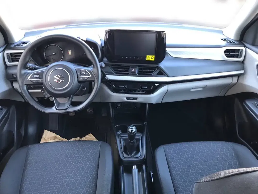 Suzuki Swift - Thumbnail 9