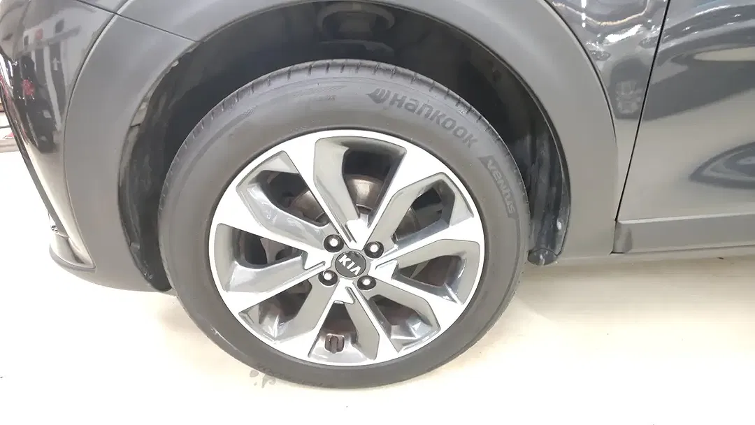 Kia Stonic - Thumbnail 12