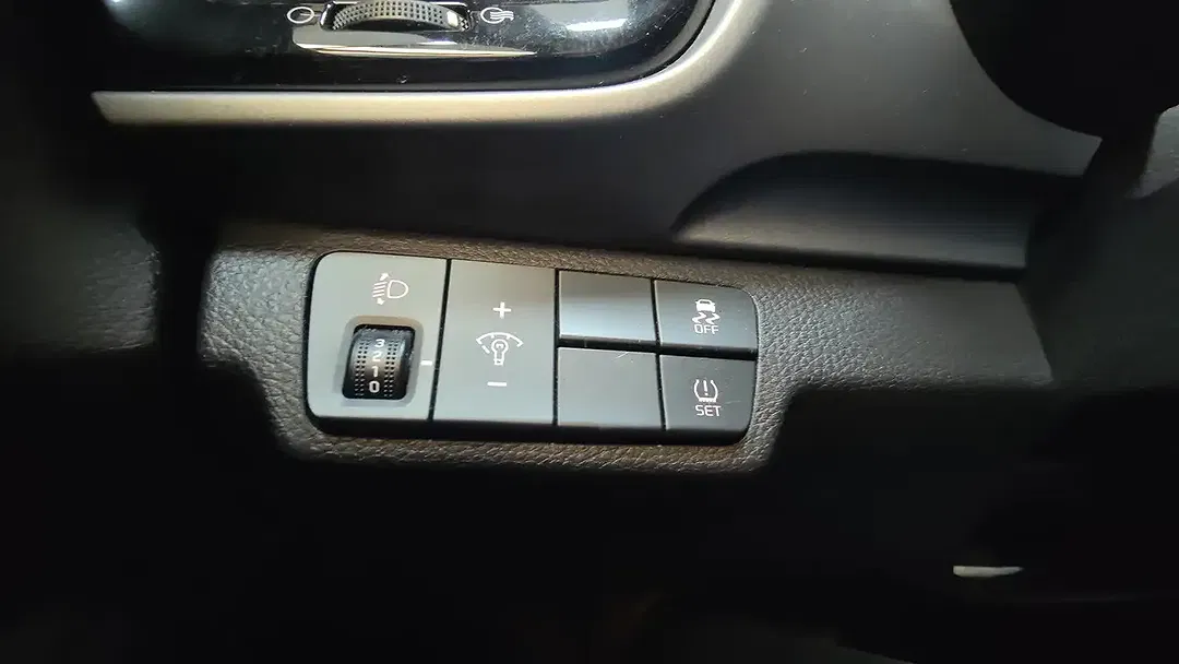 Kia Stonic - Thumbnail 24