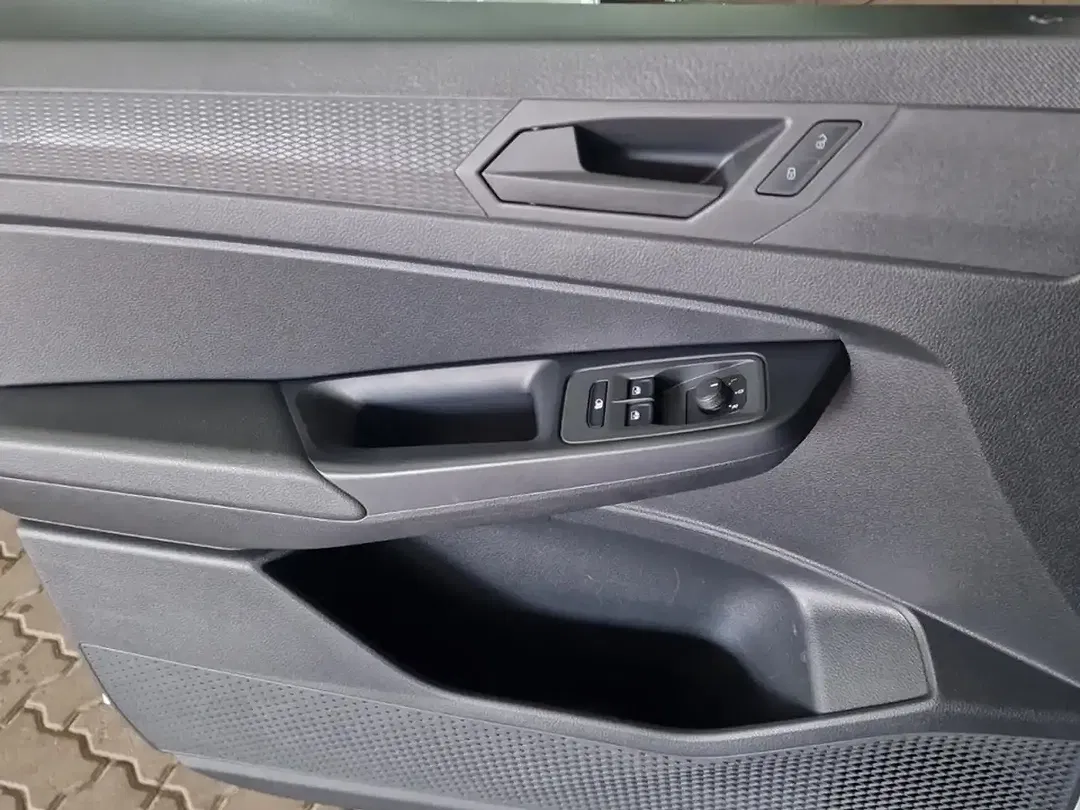 Volkswagen Caddy - Thumbnail 12