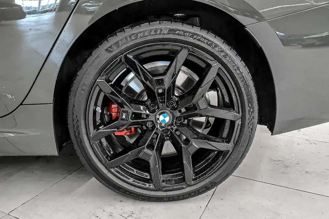 BMW 330 - Thumbnail 8