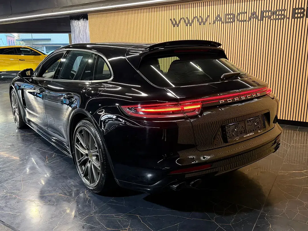 Porsche Panamera - Thumbnail 5