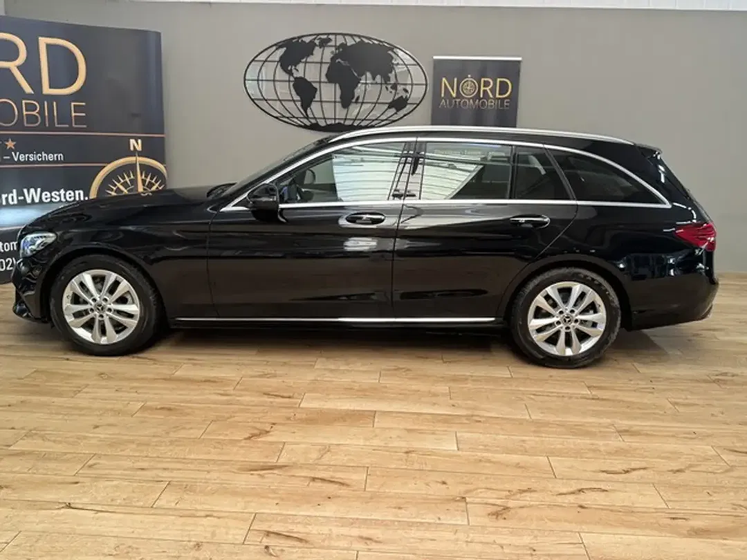 Mercedes-Benz C 180 - Thumbnail 2