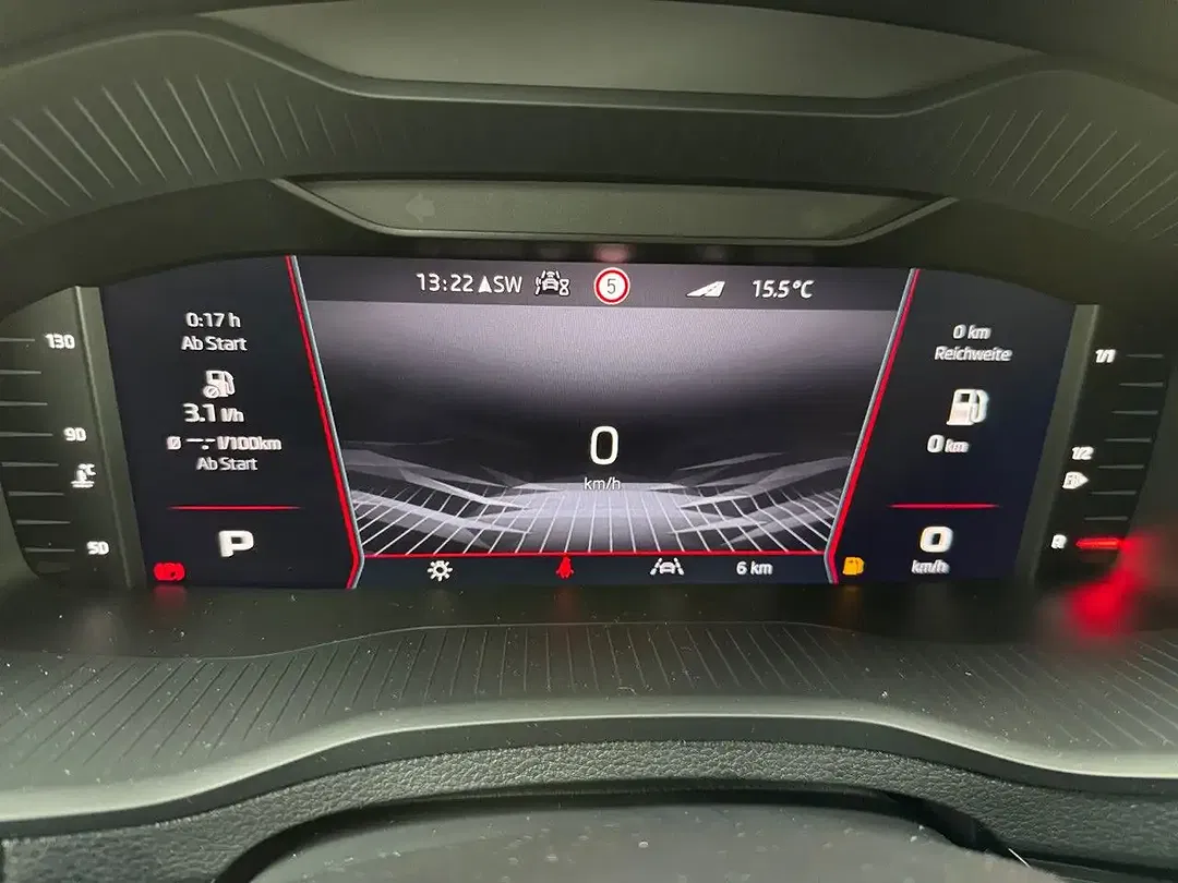 Skoda Karoq - Thumbnail 9