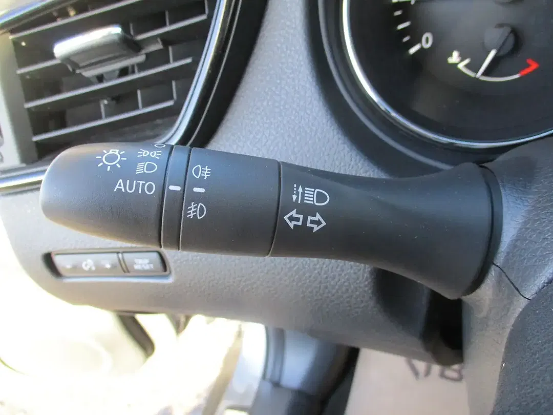 Nissan X-Trail - Thumbnail 8