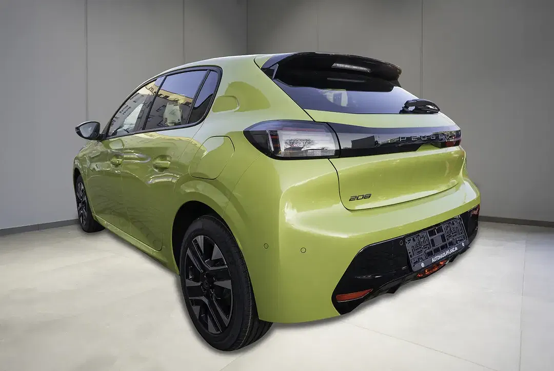 Peugeot 208 - Thumbnail 4