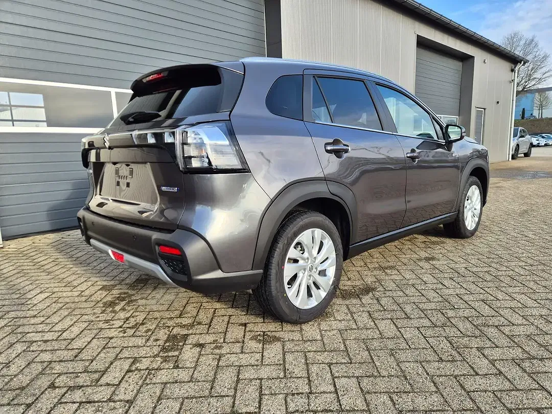 Suzuki S-Cross - Thumbnail 5