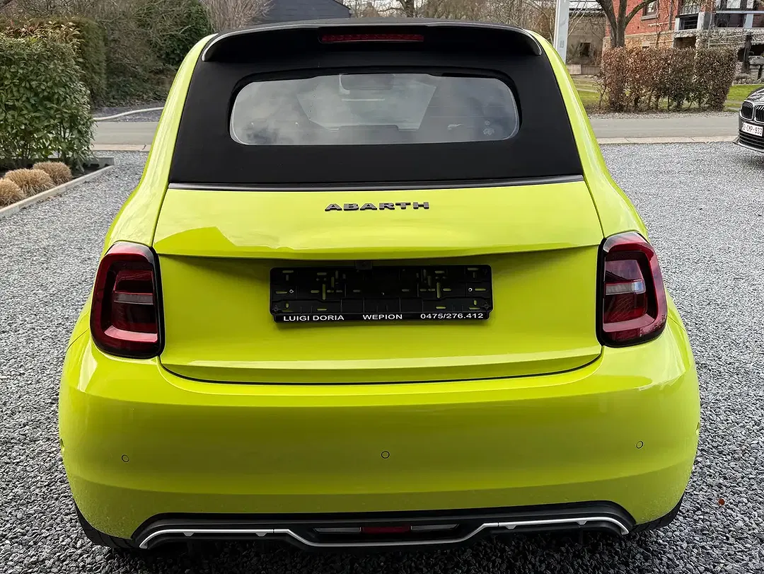 Abarth 500e - Thumbnail 10