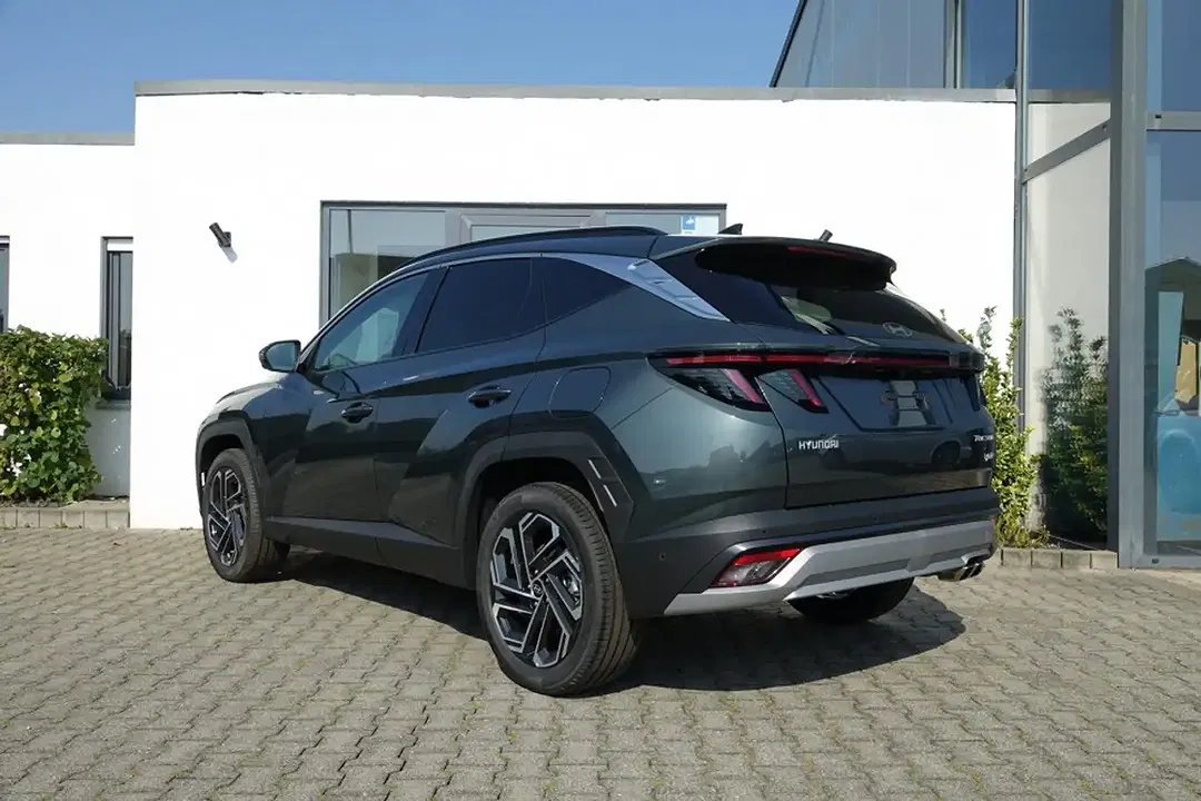 Hyundai TUCSON - Thumbnail 3