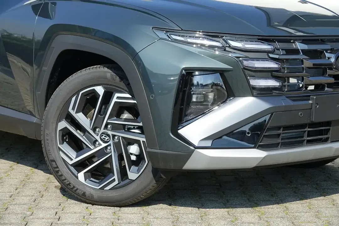 Hyundai TUCSON - Thumbnail 6