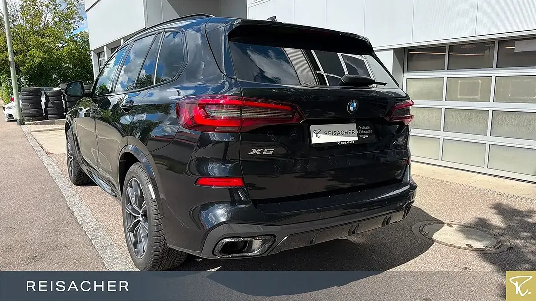 BMW X5 - Thumbnail 2