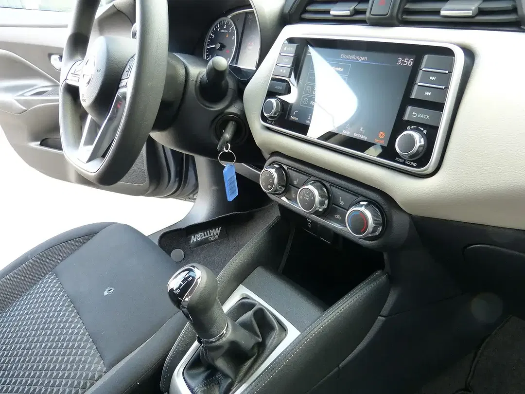 Nissan Micra - Thumbnail 15