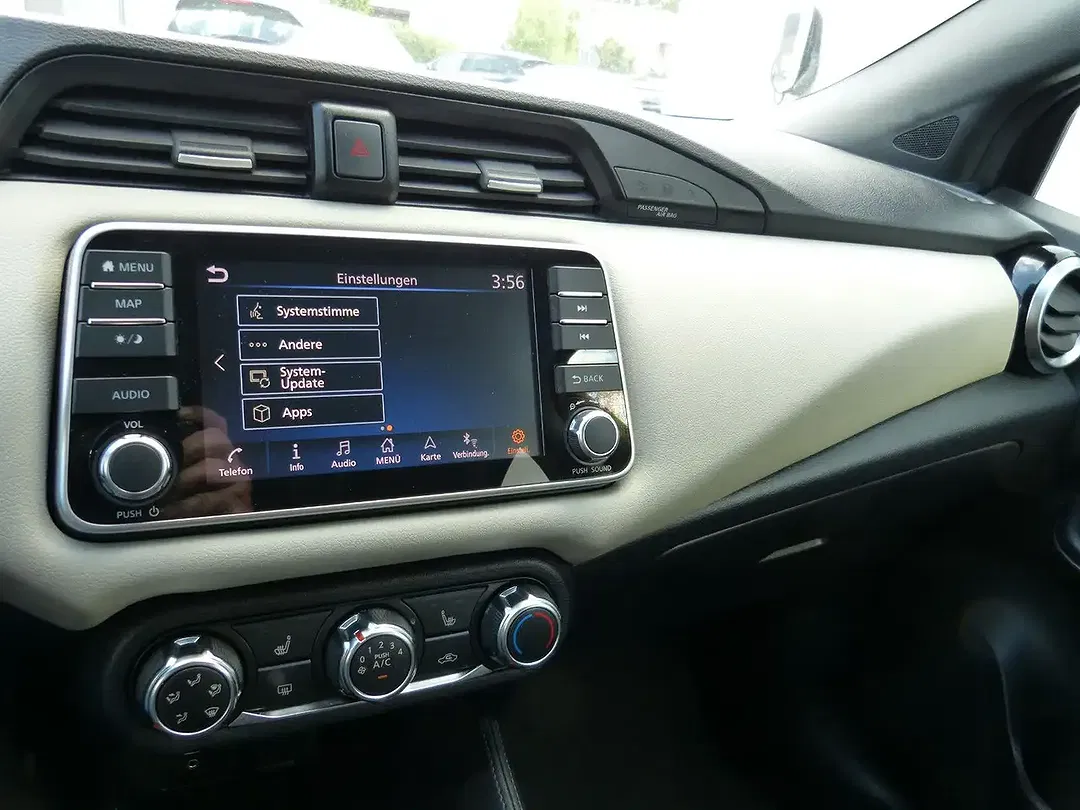 Nissan Micra - Thumbnail 7