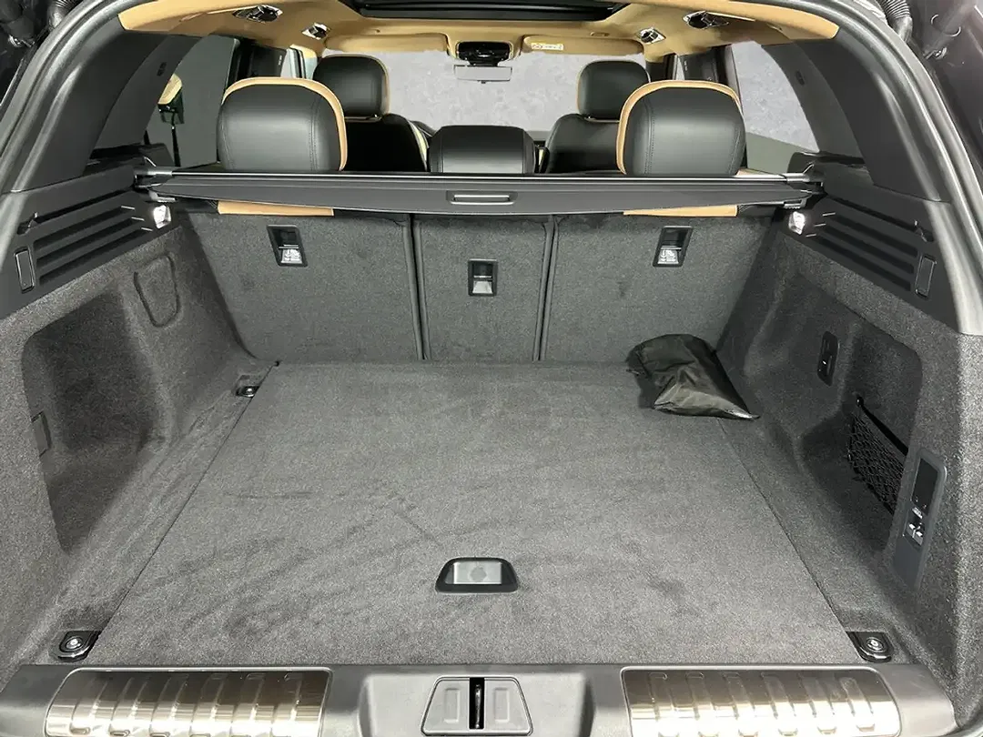 Land Rover Range Rover Sport - Thumbnail 15