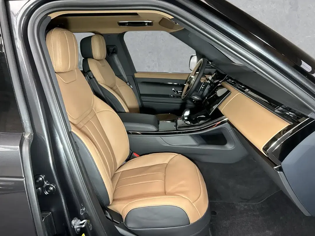 Land Rover Range Rover Sport - Thumbnail 3