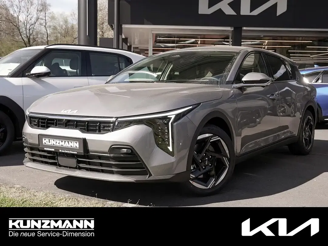 Kia K4 - Thumbnail 1