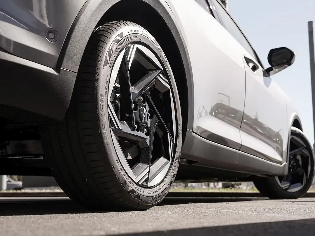 Kia K4 - Thumbnail 4
