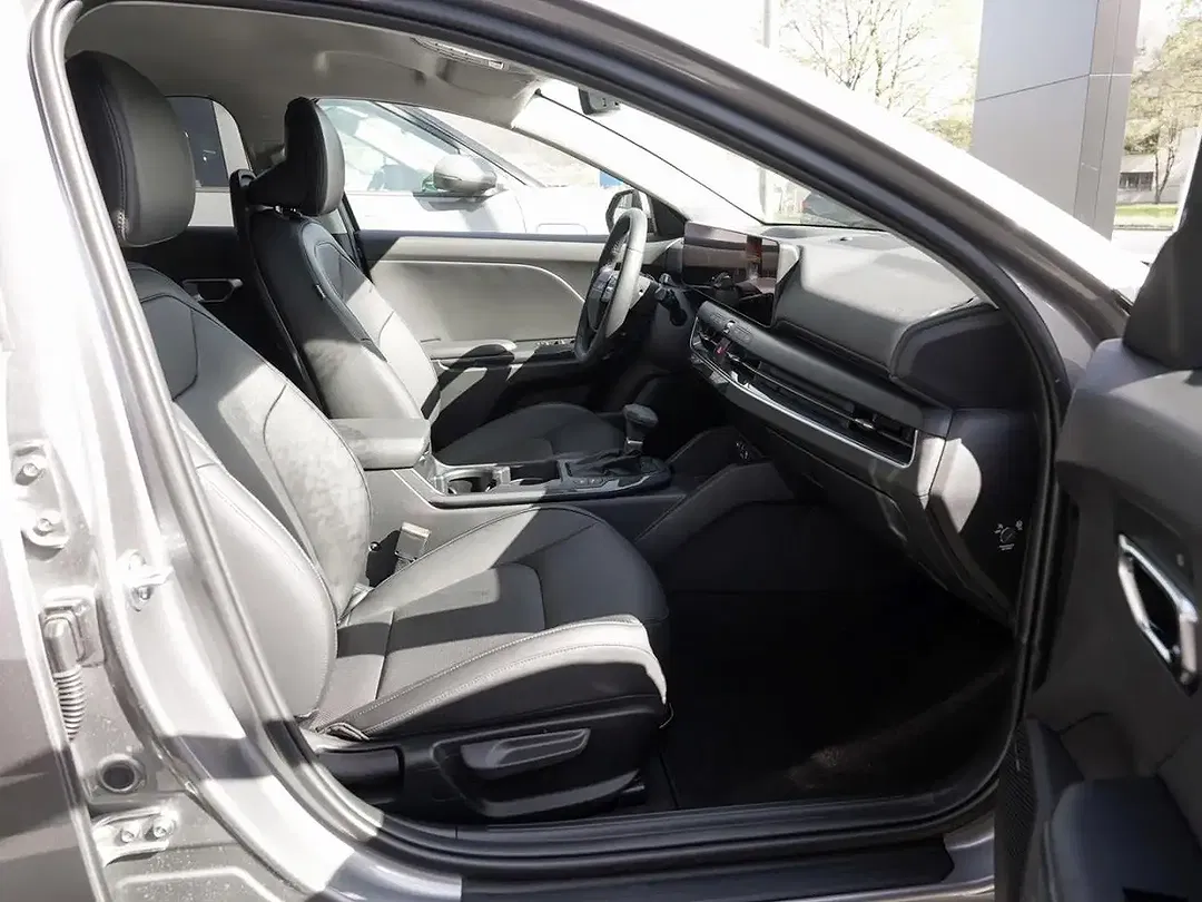 Kia K4 - Thumbnail 8