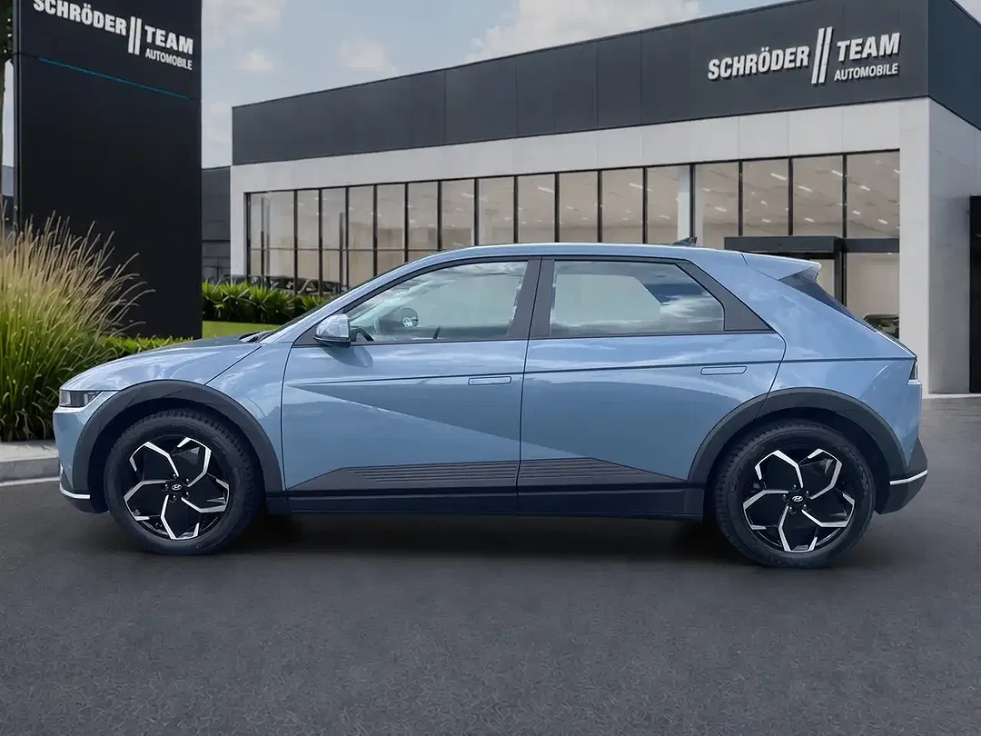 Hyundai IONIQ 5 - Thumbnail 2
