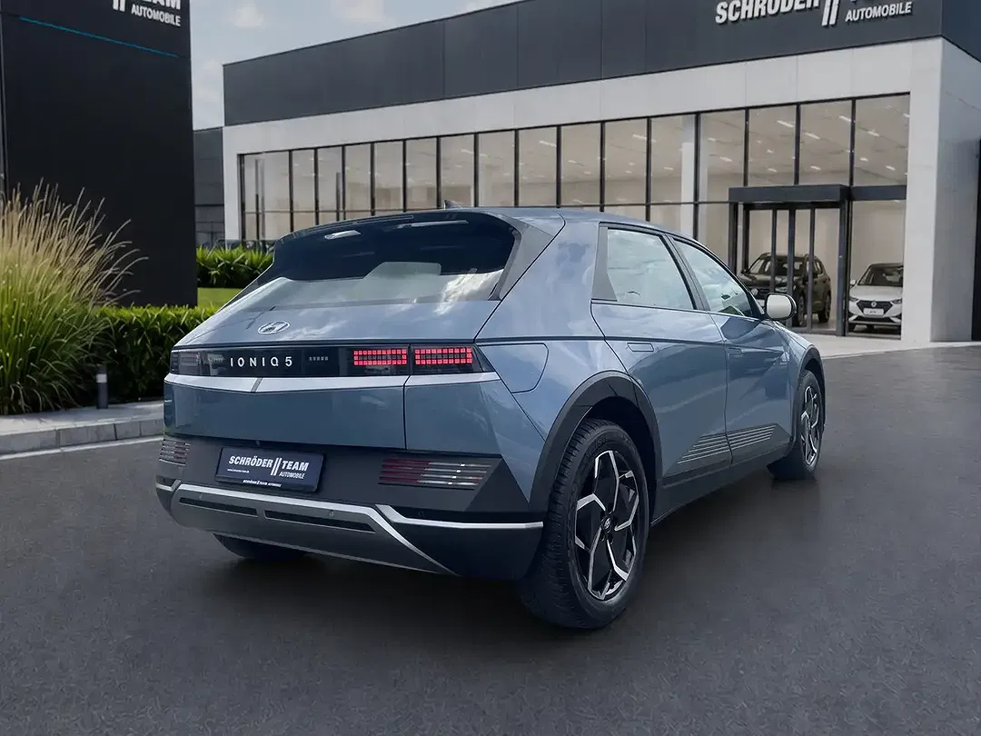 Hyundai IONIQ 5 - Thumbnail 5