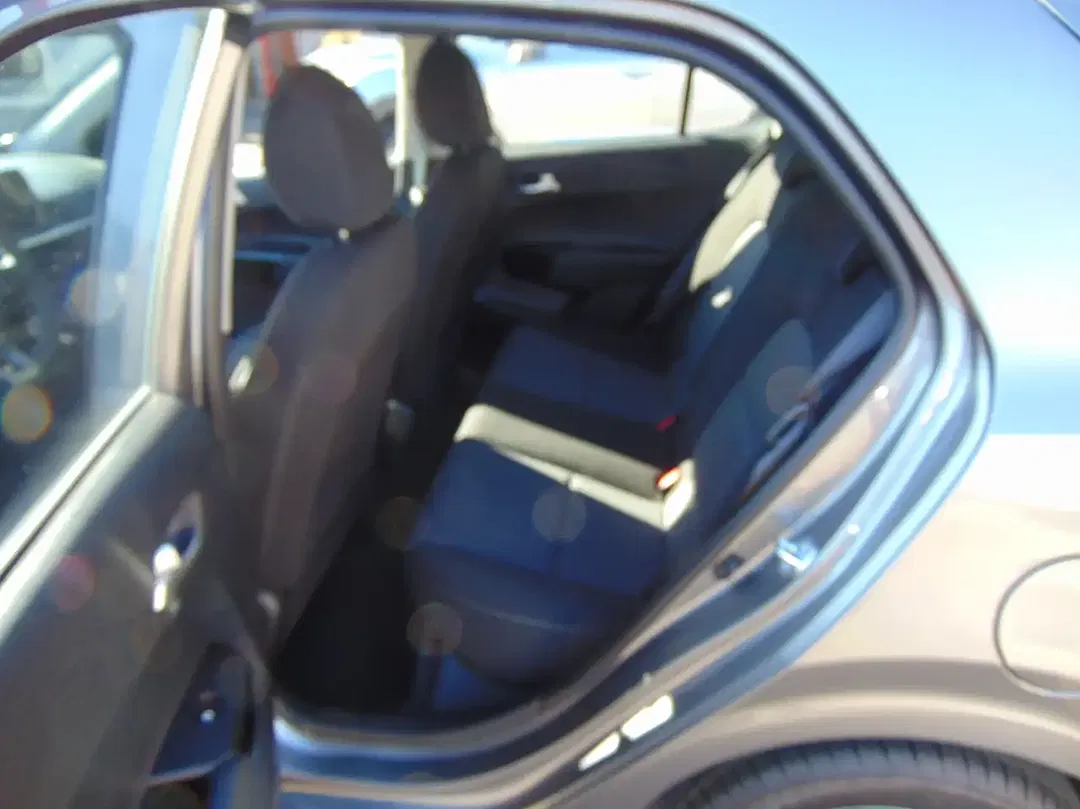Kia Picanto - Thumbnail 10